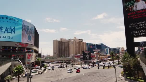 Steadicam.The straat in het centrum van de stad Las Vegas — Stockvideo