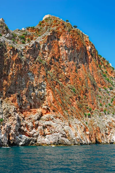 Fortress ruins on hill — Stock Photo, Image