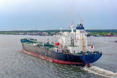 Petrol ürünleri tanker balast
