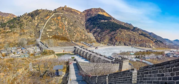 Nio-Arch Bridge på stora Kina muren — Stockfoto