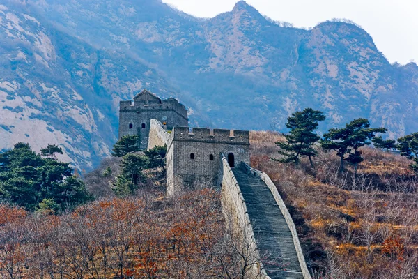 Gran torre de vigilancia de la Gran Muralla China — Foto de Stock