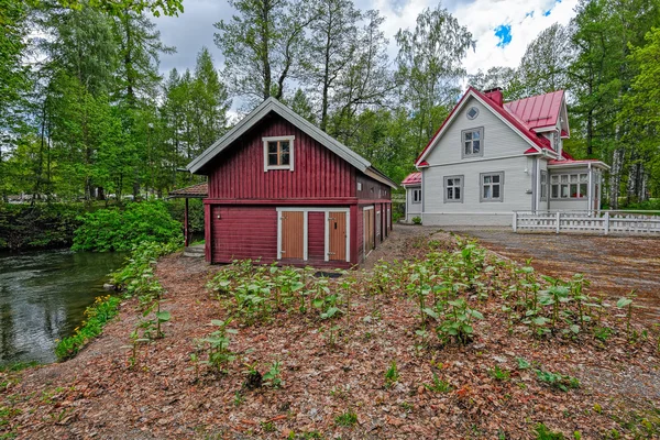 Jokirannan gamla villa i Asikkala — Stockfoto