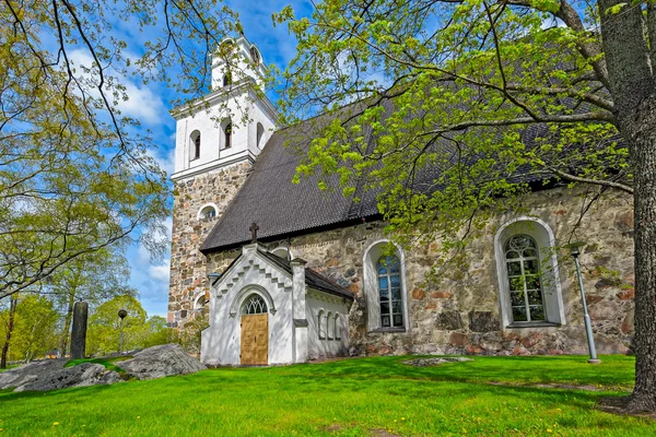 教会的圣洁十字架在赫尔辛基，芬兰 — 图库照片