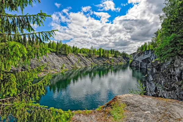 Marble quarry in Ruskeala — Stock Photo, Image