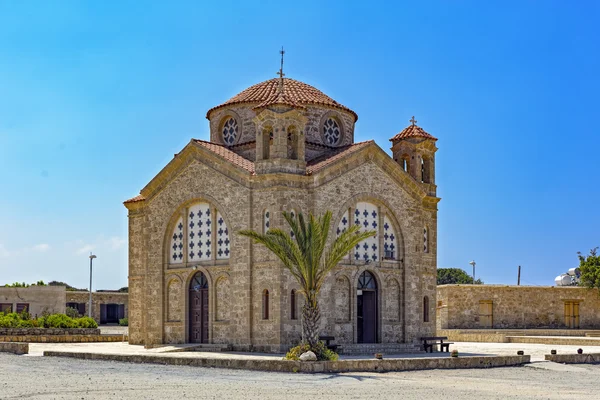 Nový kostel Agios Georgios v Pegeia — Stock fotografie