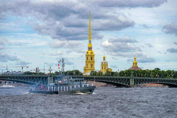 Petersburg Russia Jul 2021 Russian Sailors Stand Deck Mine Countermeasures — Stock Photo, Image