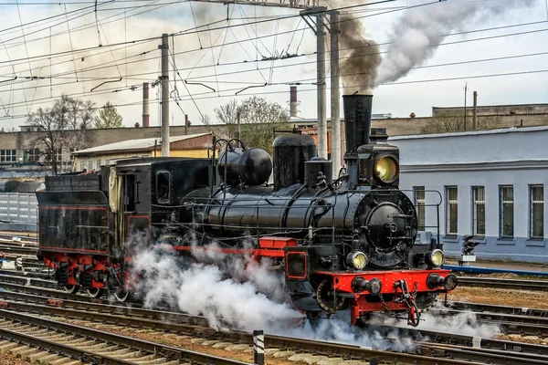 Velha locomotiva a vapor — Fotografia de Stock