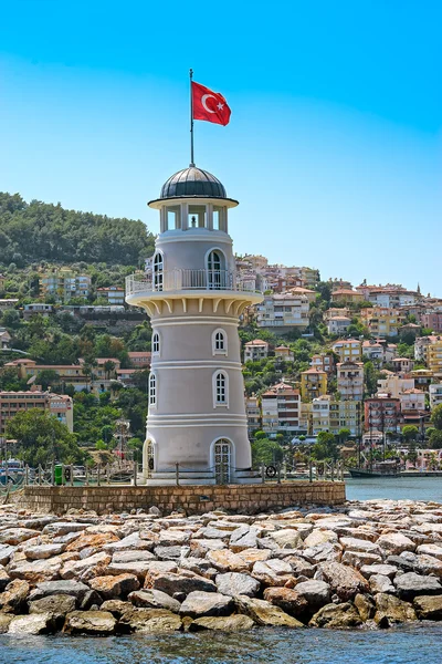 Faro en Puerto Alanya, Turquía . — Foto de Stock