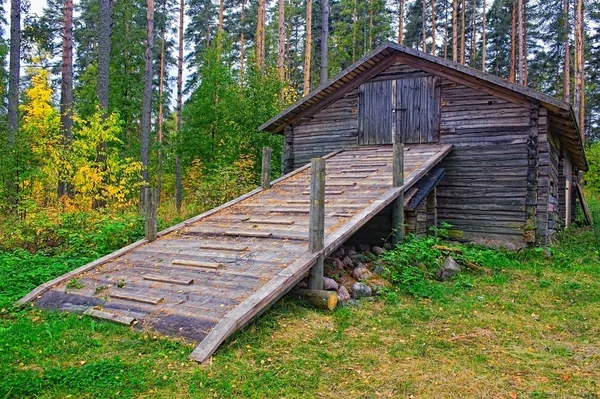Old log barn — Stock Photo, Image