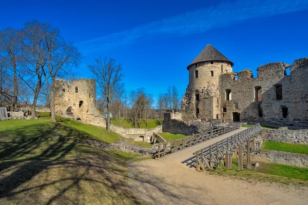 Руины Цесисского замка — стоковое фото