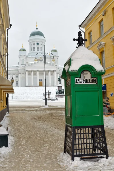 Oude telefooncel, Helsinki, Finland — Stockfoto
