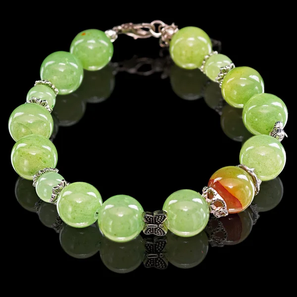 Necklace of nephrite jade — Stock Photo, Image