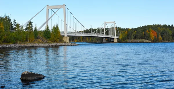 ヴァルケアコスキ、フィンランドの Saaksmaki 橋 — ストック写真