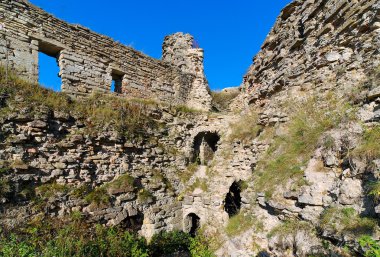 eski bir kale kalıntıları