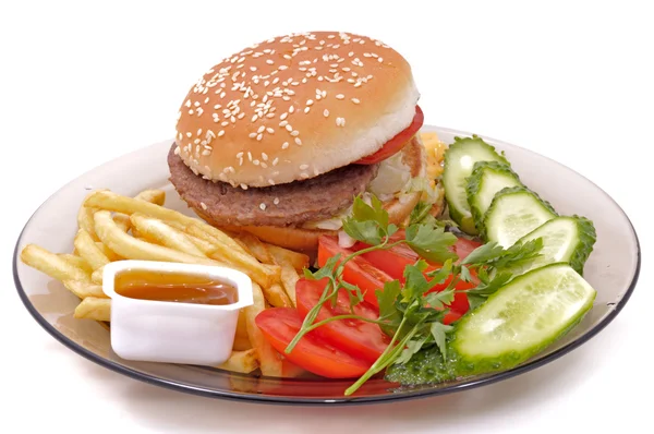 Saftige Cheeseburger & Pommes — Stockfoto