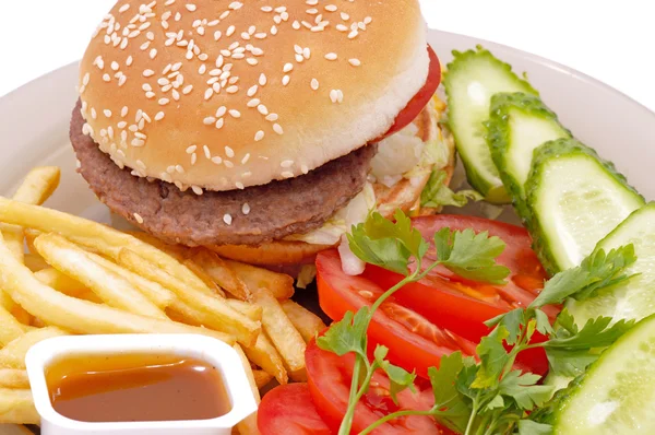 Cheeseburger e patatine succosi — Foto Stock