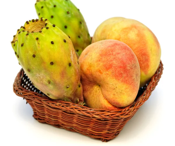 Basket with tropical fruits — Stock Photo, Image