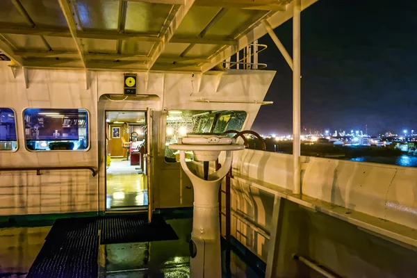 Wing bridge deck of a freighter ship — Stock Photo, Image