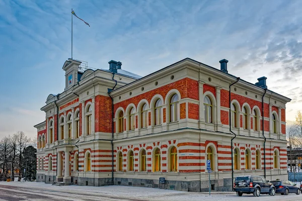 Stadshuset av Jyväskylä på vintermorgon — Stockfoto
