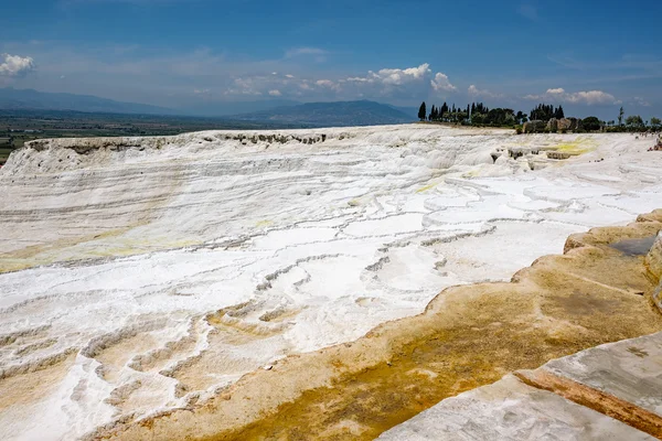 Travertin bazény a terasy v pamukkale, Turecko. — Stock fotografie