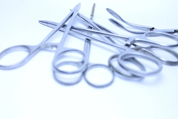 Instrumentos quirúrgicos de acero — Foto de Stock