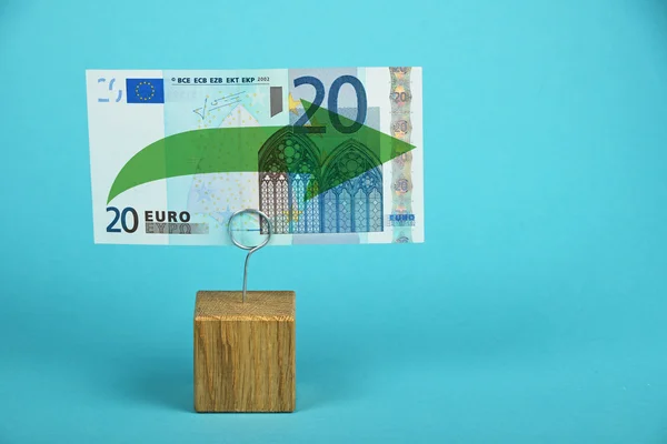 Estancamiento del euro ilustrado sobre azul — Foto de Stock
