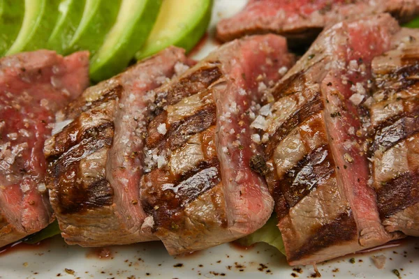 Close Grilled Beef Tenderloin Steak Sliced Serve Vegetables High Angle — Stock Photo, Image