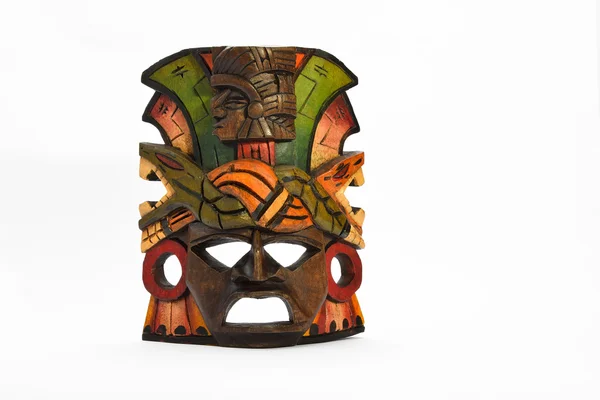 Μάγια Αζτέκων Ινδικό ξύλινη μάσκα με τη συσκευή anaconda και jaguar που απομονώνονται σε λευκό φόντο — Φωτογραφία Αρχείου