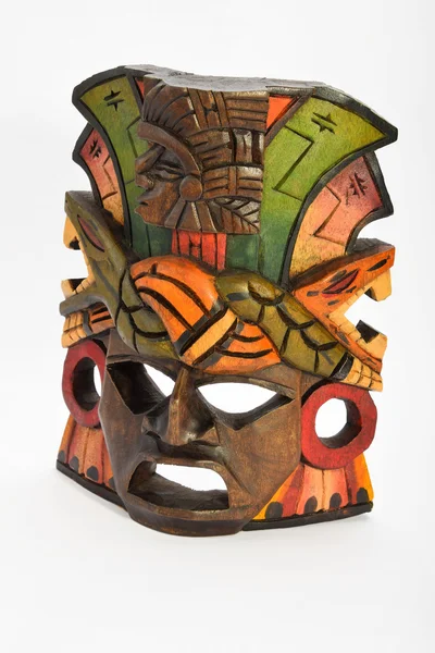 Máscara de madera india maya azteca con anaconda y jaguar aislados sobre fondo blanco —  Fotos de Stock