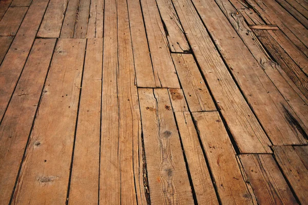 Vintage houten oppervlak met planken en lacunes in perspectief — Stockfoto