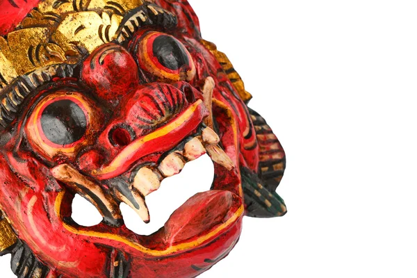 Asiatiska traditionella trä röd målad demon mask på vit — Stockfoto