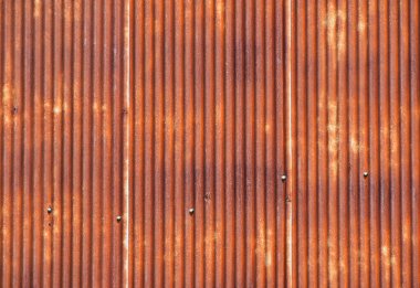 Eski parlak aşınmış metal goffered yüzey pas