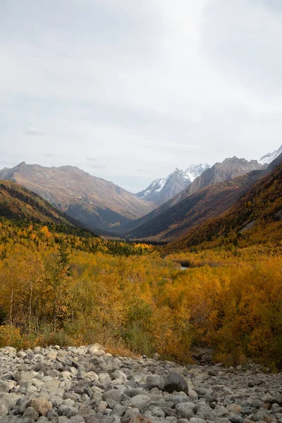 Rússia Cáucaso Montanhas Outono Paisagem — Fotografia de Stock