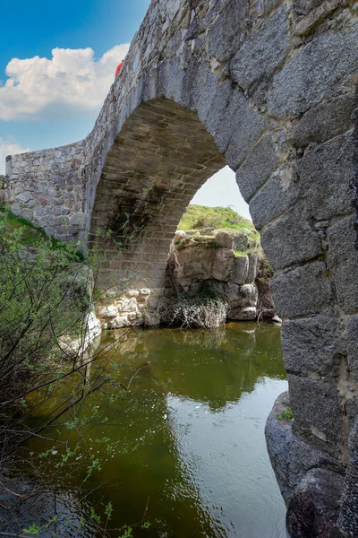 Conceito Monumentos Históricos Ruínas Ponte Velha Castelo — Fotografia de Stock