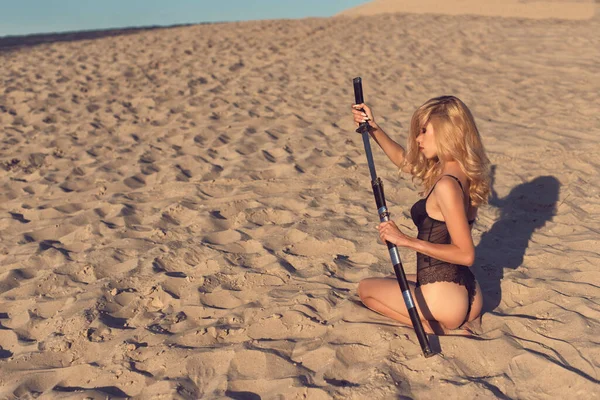 Zomer Fotosessie Het Hete Zand — Stockfoto