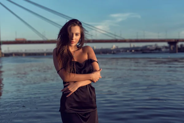 Avondfotoshoot Het Strand Bij Rivier — Stockfoto