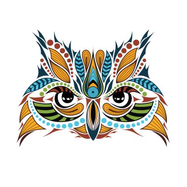Baykuşun desenli renkli kafası. Afrika / hint / totem / dövme tasarımı. Bir t-shirt, çanta, kartpostal ve poster tasarımı için kullanılabilir.