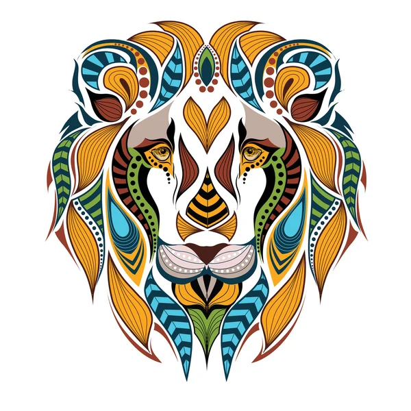 Cabeça colorida modelada de um leão. Projeto africano / indiano / totem / tatuagem. Pode ser usado para o projeto de uma t-shirt, saco, cartão postal e cartaz . — Vetor de Stock