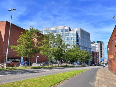 26.08.2025. Aarhus sokağı. Aarhus City, Danimarka 'daki binaların mimarisi. Yaz boyunca İskandinavya 'ya seyahat. Üst hedef 