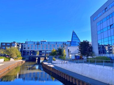 25.09.2025. Yaz tatilinde İskandinavya 'ya, Danimarka' da Holstebro 'ya seyahat. Holstebro, Danimarka 'daki müzikal tiyatro. İskandinavya' daki seyahat merkezi.