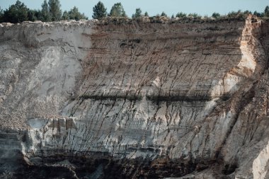 Taş ocağı manzarası