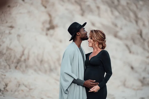 Pregnant Woman Black Dress Embracing African American Man Couple Posing — Stock Photo, Image