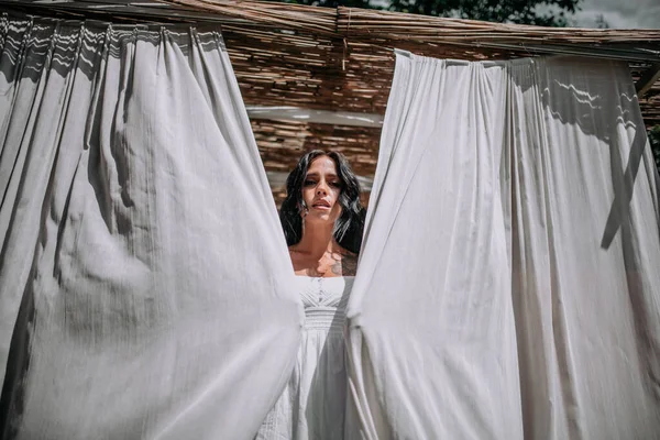 Young Lady Posing White Dress — Stock Photo, Image