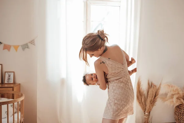 Ibu Bermain Dengan Putri — Stok Foto