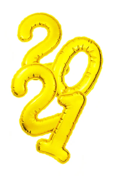 2021年新年の数字 白い背景フラットレイに隔離された黄金の金属箔風船 金箔クリスマスパーティーの休日のお祝いの装飾 ハッピーニュー2021年 — ストック写真