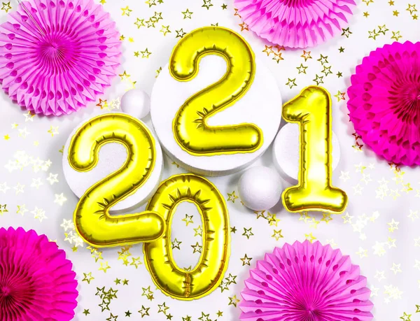 2021 Numbers Pedestal Podium Displays Pink Paper Decoration Happy New — Stock Photo, Image