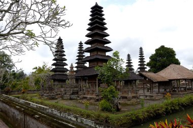 A picture of a hindu temple in Bali island