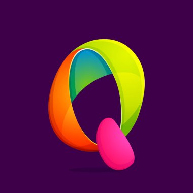 Q harfi renkli logo.