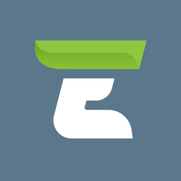 Λογότυπο γράμμα E με πράσινο φύλλο. — Διανυσματικό Αρχείο