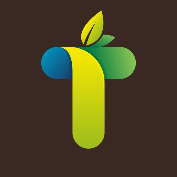 T logotipo carta com folhas verdes . —  Vetores de Stock